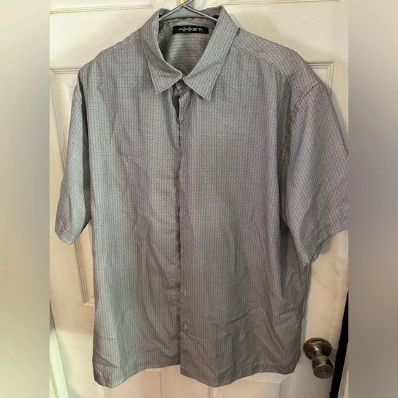 Mens Axist Frost Gray Short Sleeve Button Down Shirt Size XL - Picture 1 of 4